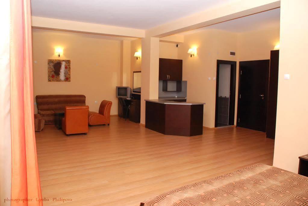 Family Art-Hotel Zora Vratsa المظهر الخارجي الصورة